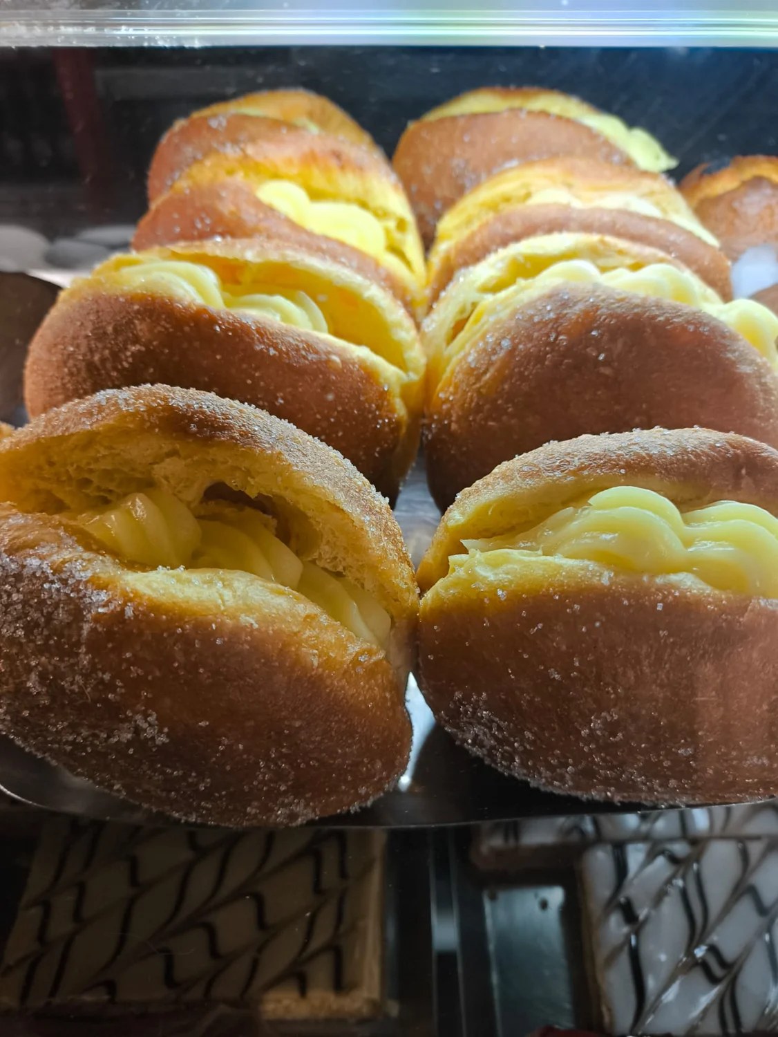 Bolas de Berlim — fotografia real da Padaria do Pilado